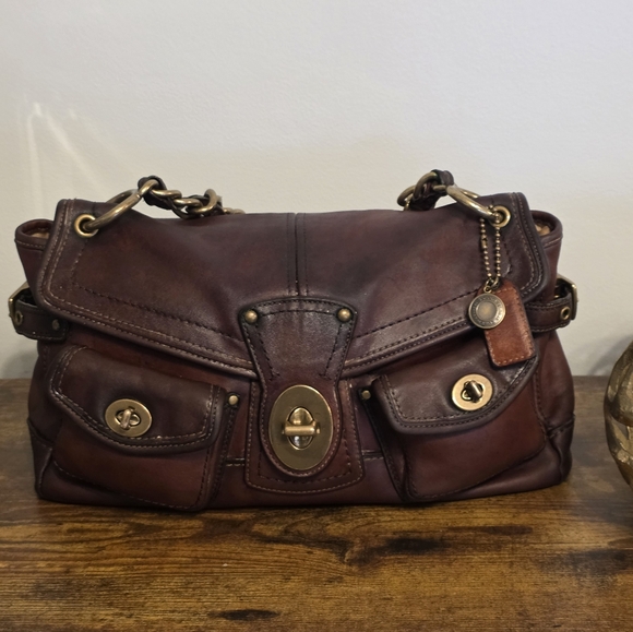 Coach Legacy 65th 11128 Rich Saddle Patina - Picture 10 of 14